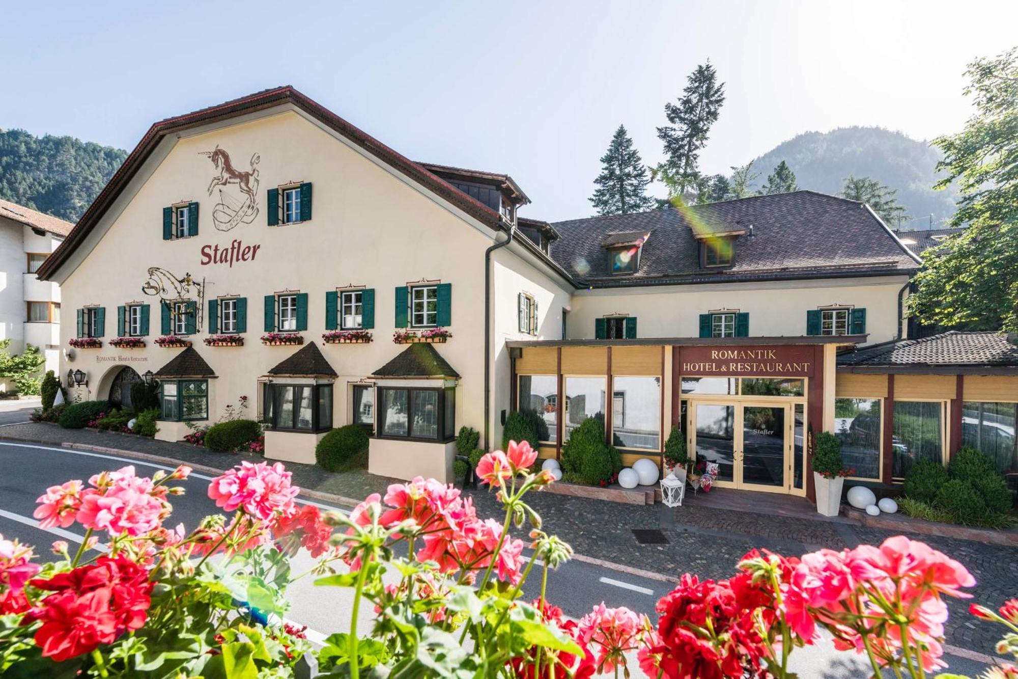Romantik Hotel Stafler Vipiteno Eksteriør billede